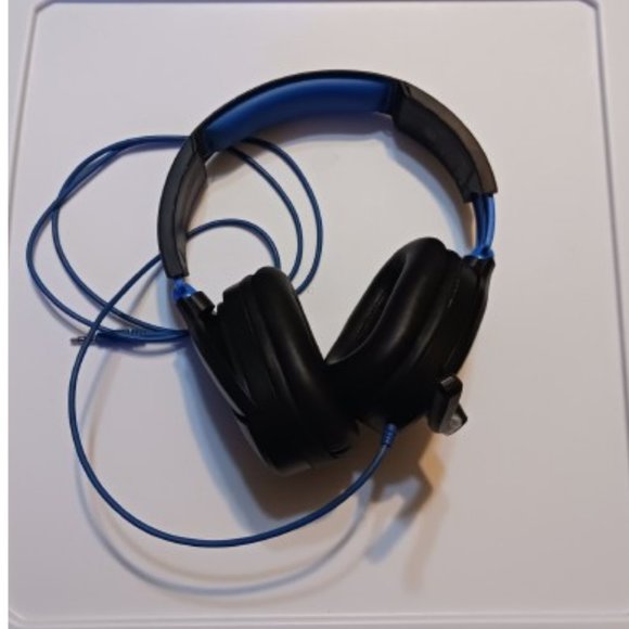 Black & Blue Turtle Beach Recon 70 Multiplatform Wired Gaming Headset - Picture 3 of 8